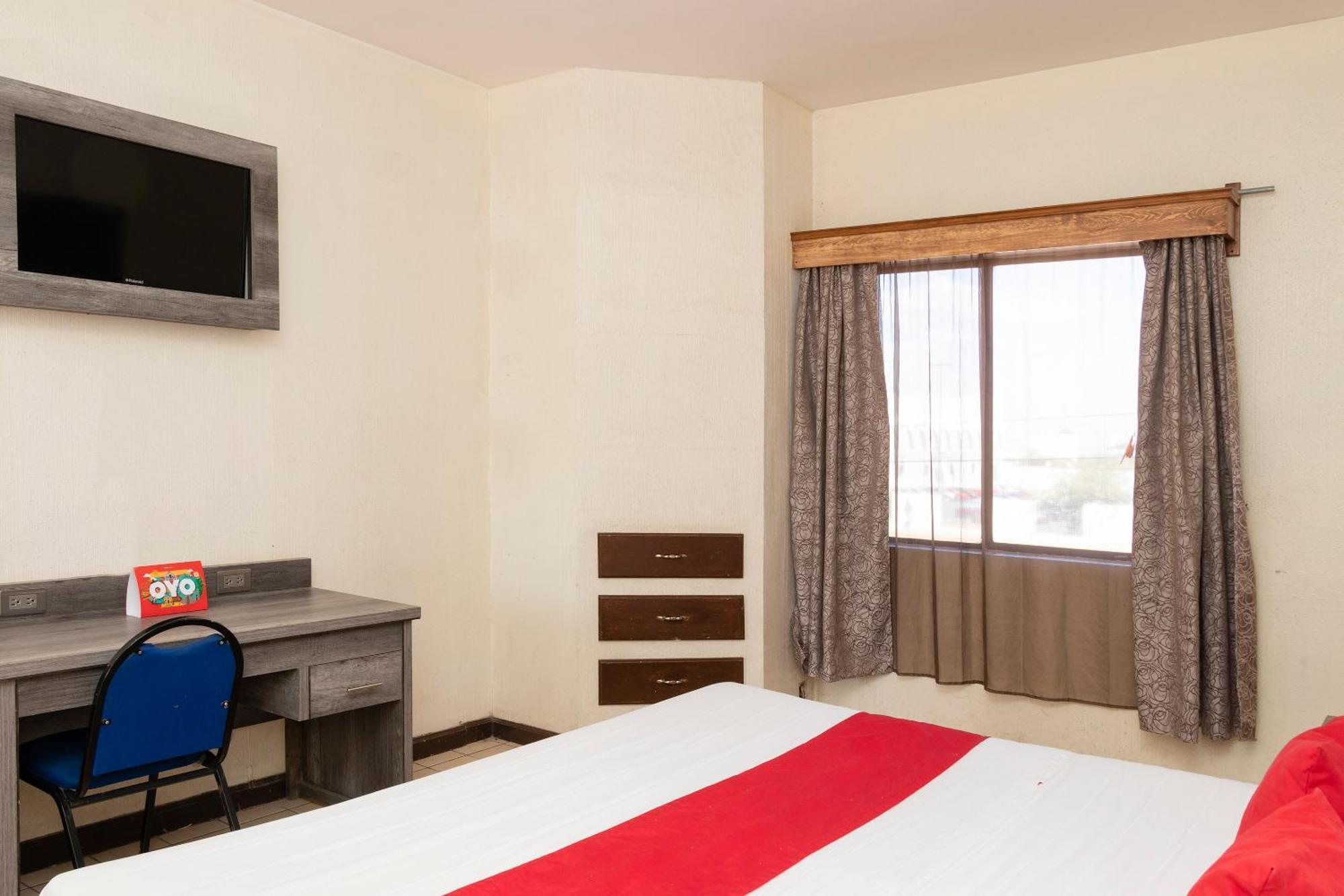 Oyo Hotel Real Del Sur, Estadio Chihuahua Bagian luar foto