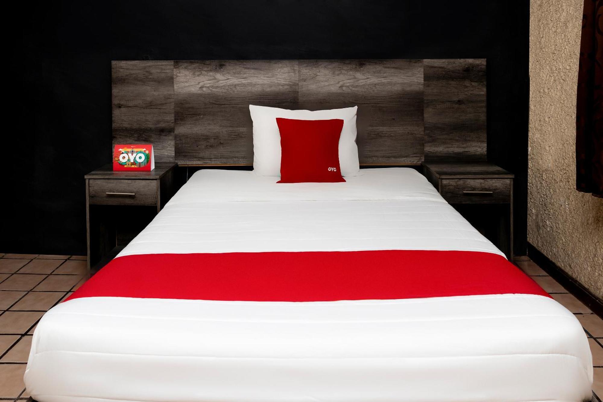 Oyo Hotel Real Del Sur, Estadio Chihuahua Bagian luar foto
